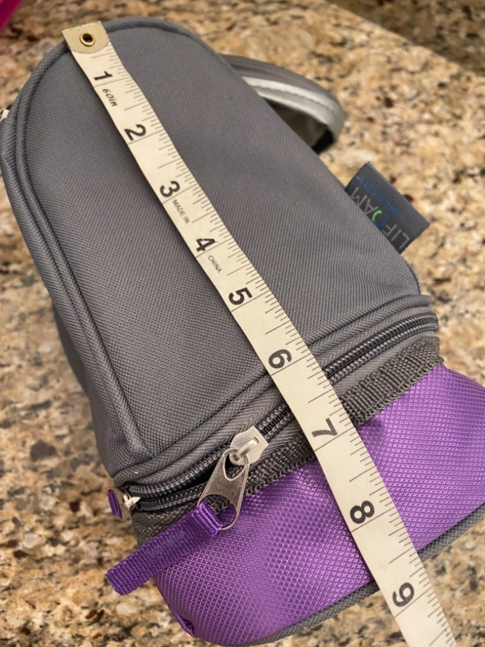 Like new! LIFOAM two compartment lunch bag Purple Grey
